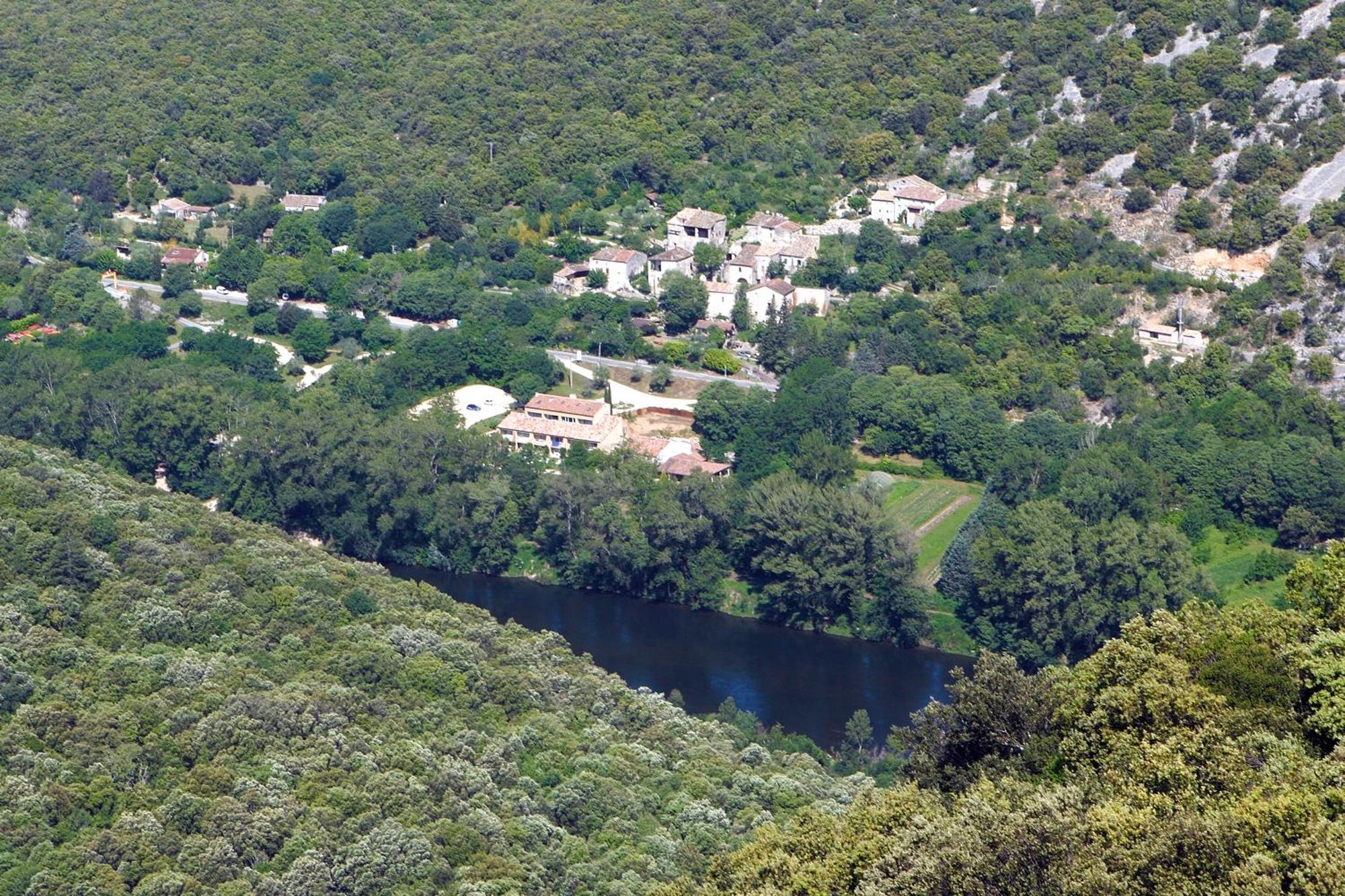 Vacanceole - Le Domaine De Chames - Pont D'Arc Валлон-Пон-д'Арк Екстер'єр фото